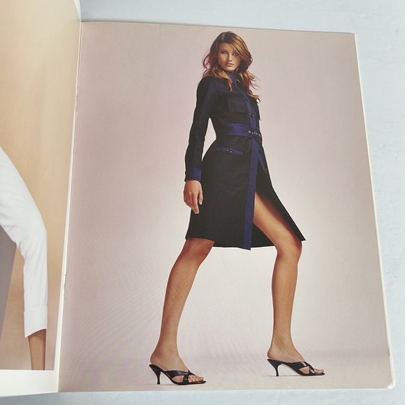 Luis Vuitton Vintage Rare Authentic Catalog Catalogue Cruise Collection 2003 - Picture 3 of 5